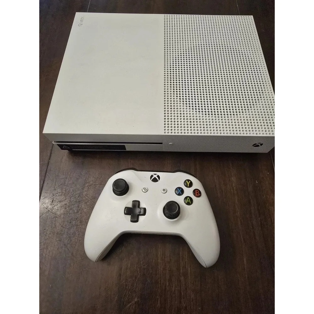 Microsoft Xbox One‎ S 1TB Console Bundle w/ Wireless Controller And 1 Game
